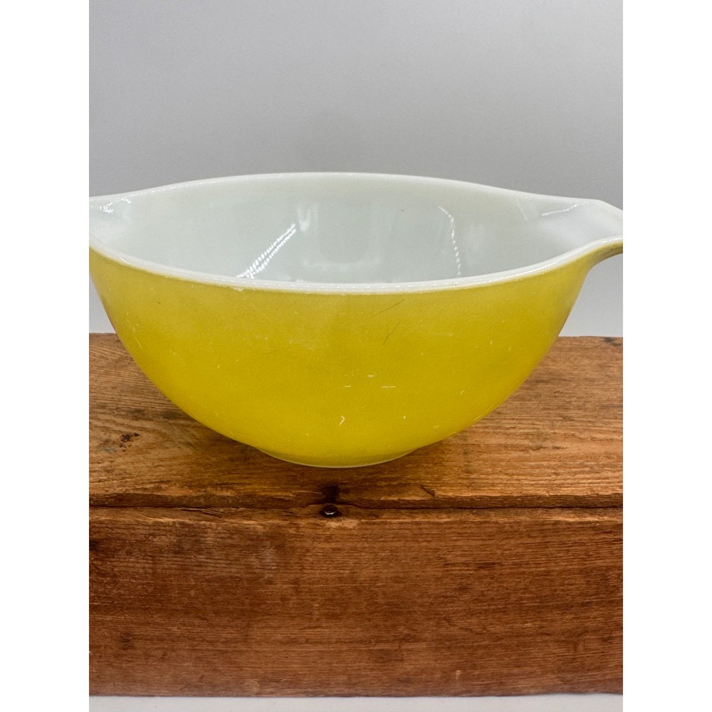 Vintage Pyrex Cinderella Primary‎ Colors Nesting Bowls Set 442 441 2 Piece Lot - Picture 5 of 16